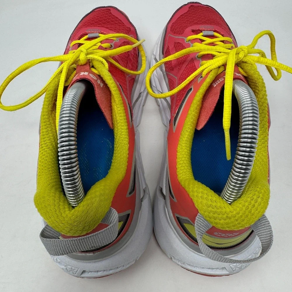 HOKA One One Clifton‎ 1 Road Running Sneakers Coral Pink 20609-031 Women's 7.5